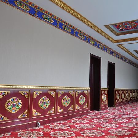 Overseas Tibetan Hotel Xiahe Bagian luar foto