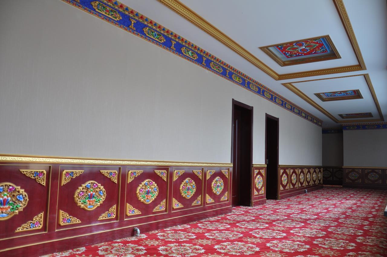 Overseas Tibetan Hotel Xiahe Bagian luar foto