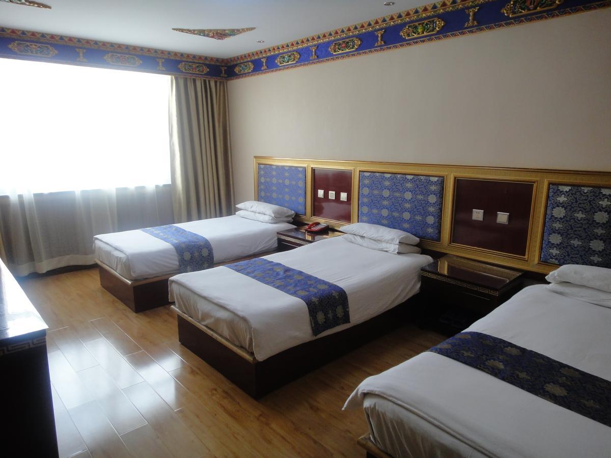 Overseas Tibetan Hotel Xiahe Bagian luar foto